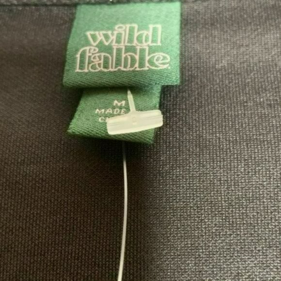 Wild Fable Black Zip Long Sleeves Shimmer Casual Lightweight Sweater Size M - Picture 3 of 13